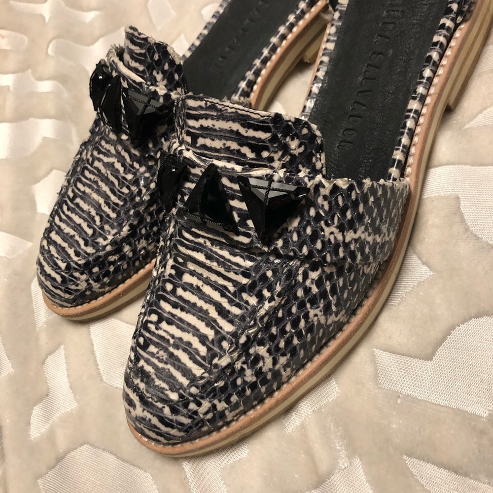 FREDA SALVADOR LOAFERS